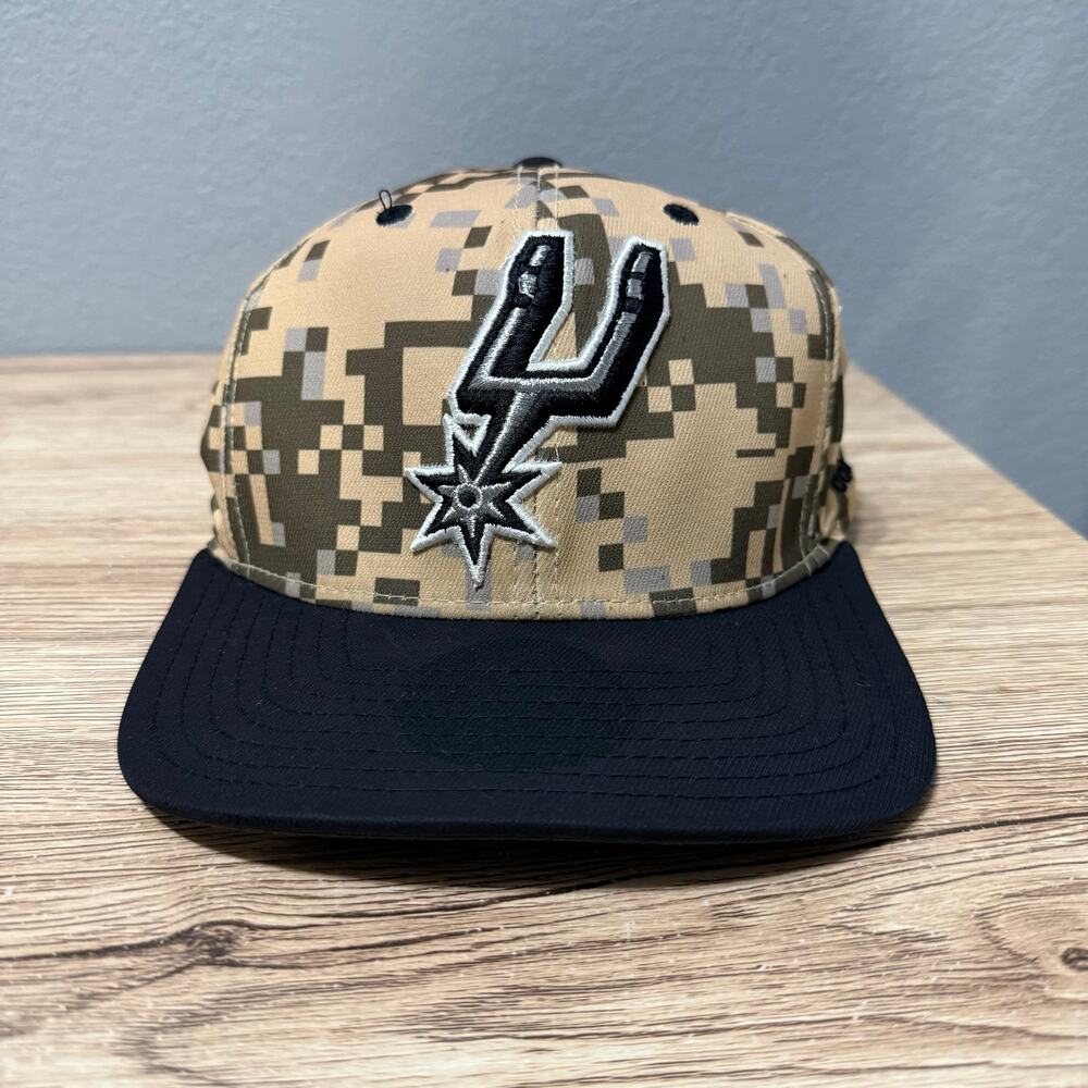 San Antonio Spurs Camo Snapback Hat Adidas NBA Digi Camo Cap Adjustable
